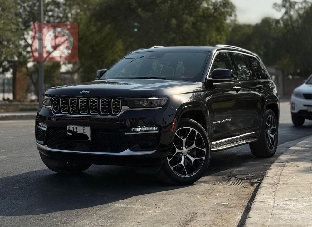 جیپ گراند شیرۆکی